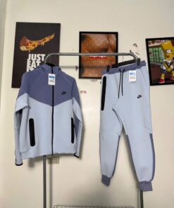 NikeTech Babyblue mix Violet